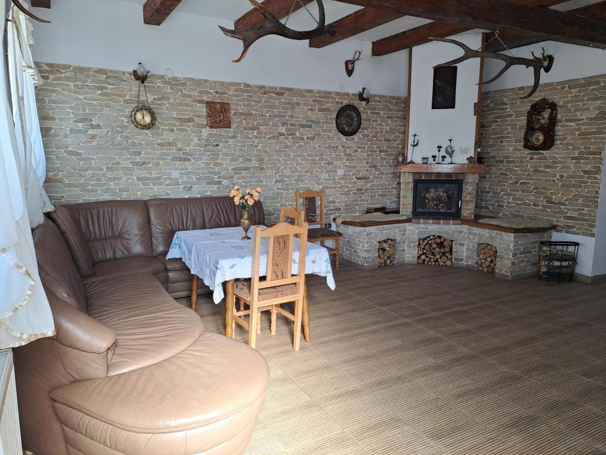 Poiana Mărului Casa Cristalul Muntilor酒店 外观 照片