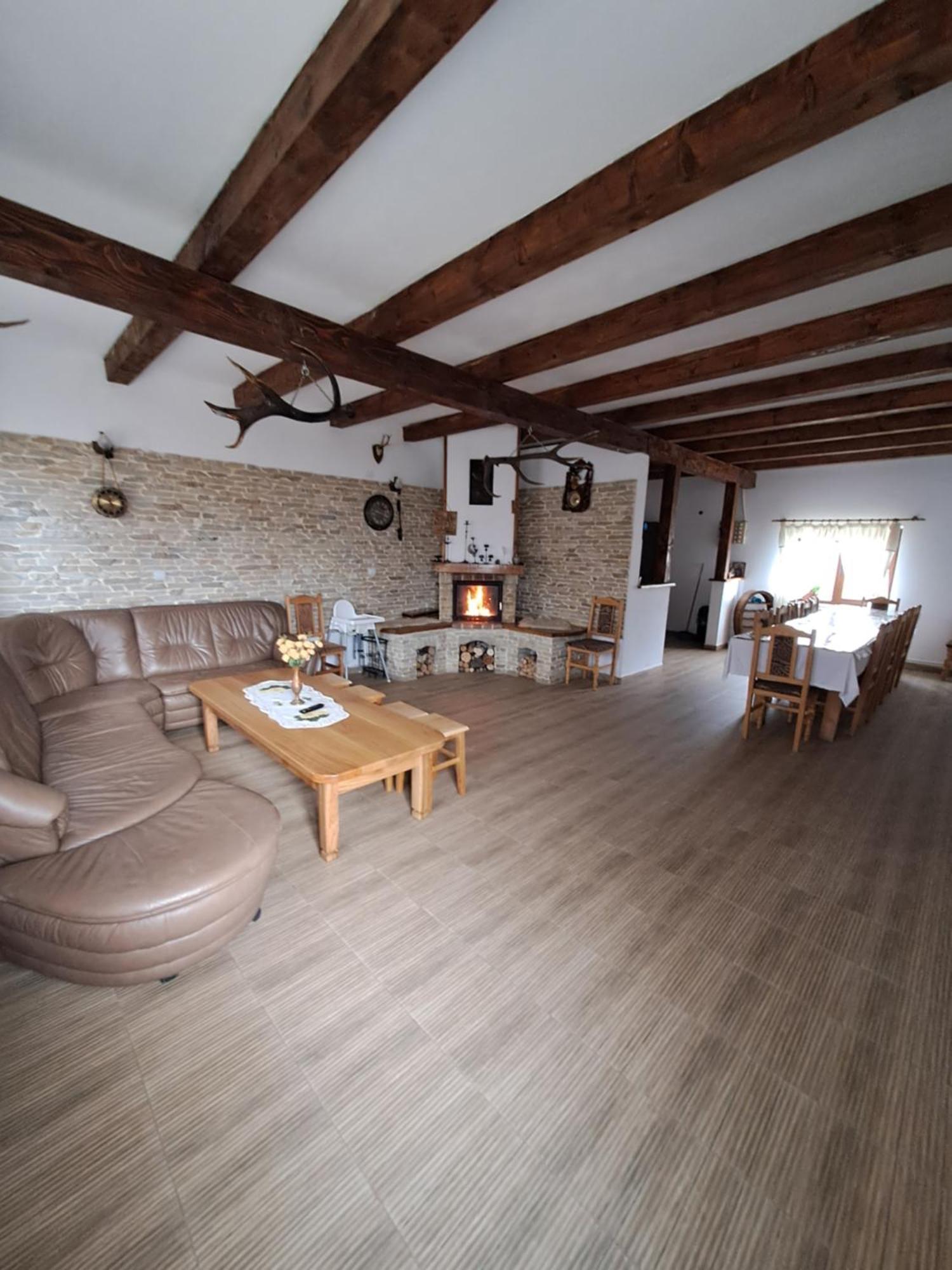 Poiana Mărului Casa Cristalul Muntilor酒店 外观 照片